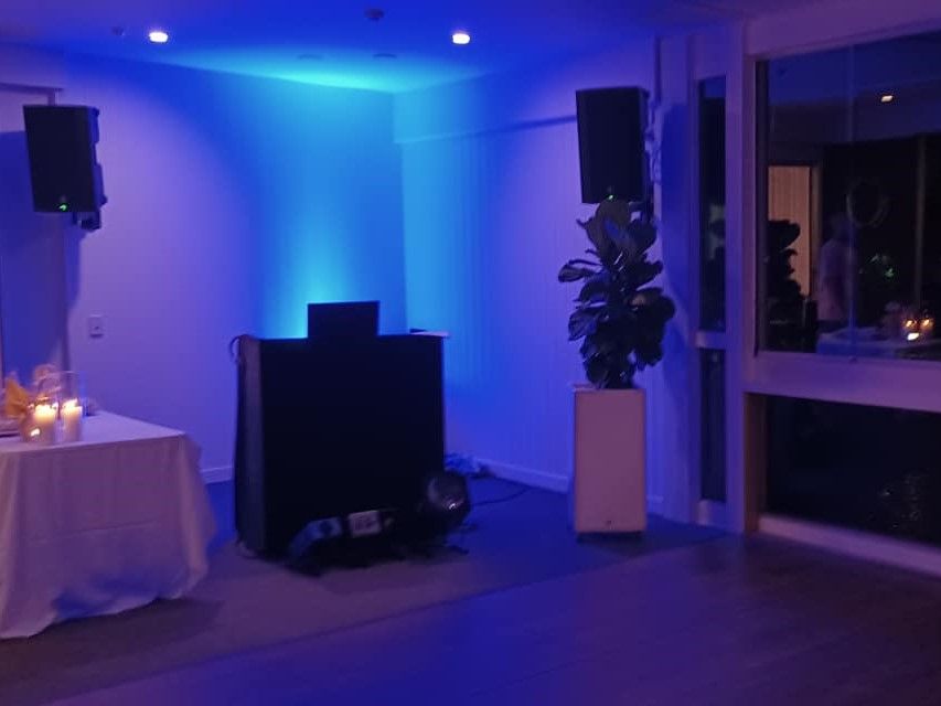 Elite Sounds Entertainment DJ Setup @ Noosa Boathouse